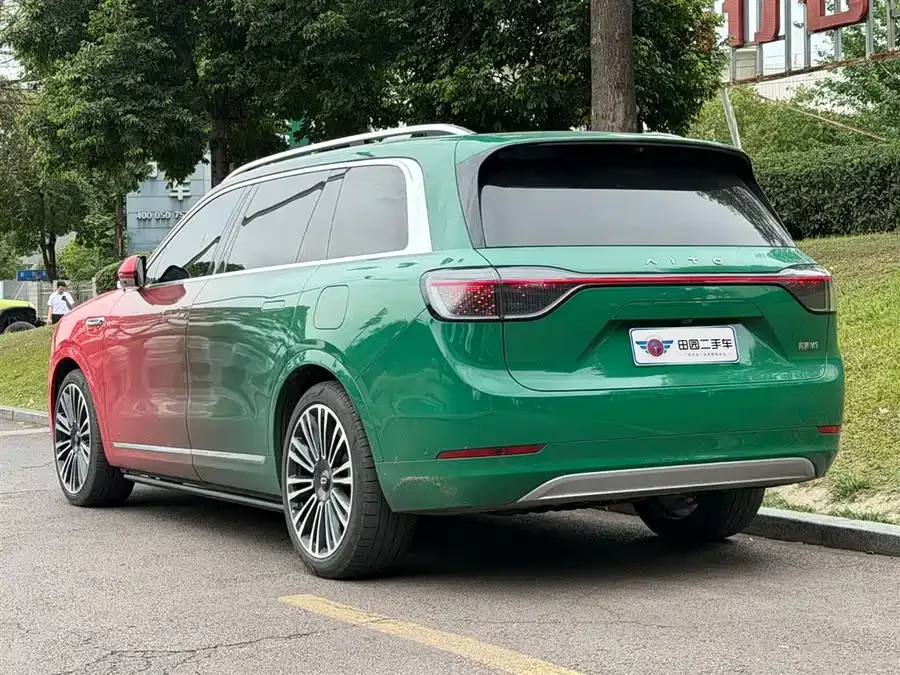 AITO M9 M9 2024 Extended Range Ultra Edition 42kWh 6-seater Edition 2024 — миниатюра 4