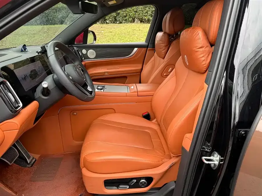 AITO M9 M9 2024 Extended Range Ultra Edition 42kWh 6-seater Edition 2024 — миниатюра 5