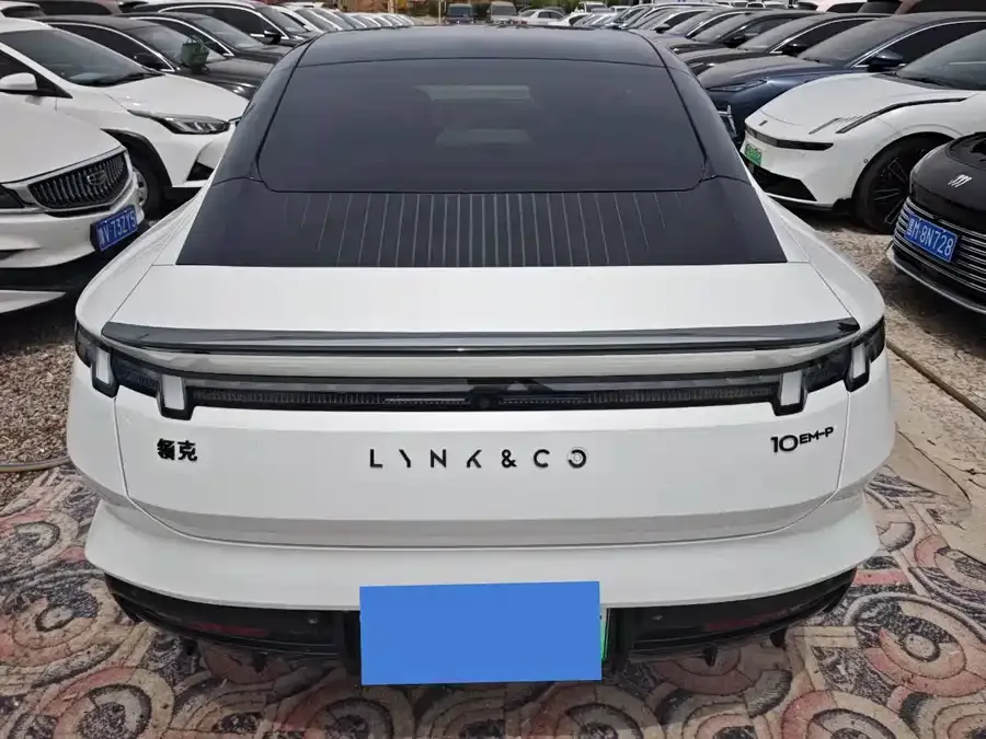 Lynk & Co 10 Lynk & Co 10 2025 240 AWD Ultra Sport Edition H7 2025 — миниатюра 3
