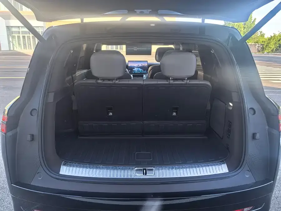 BYD N9 Denza N9 2025 flagship model 2025 — миниатюра 5