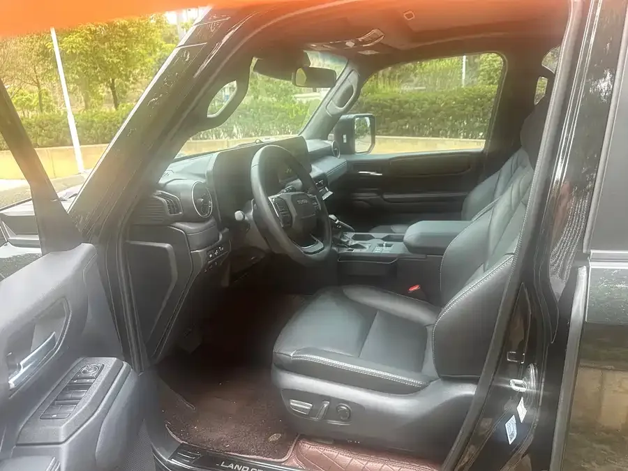 Toyota Prado Prado 2025 2.4T All-round TX Edition 5 Seaters 2025 — миниатюра 4