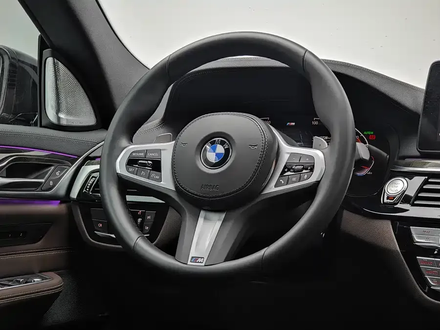 BMW 6 Series GT 2022 630i M Sports Grand Tourer Edition 2022 — миниатюра 4