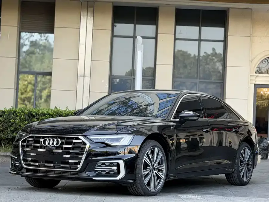 Audi A6L 2025 45 TFSI Selected Dynamic Edition 2025 — фото 1, купить с доставкой в Москву