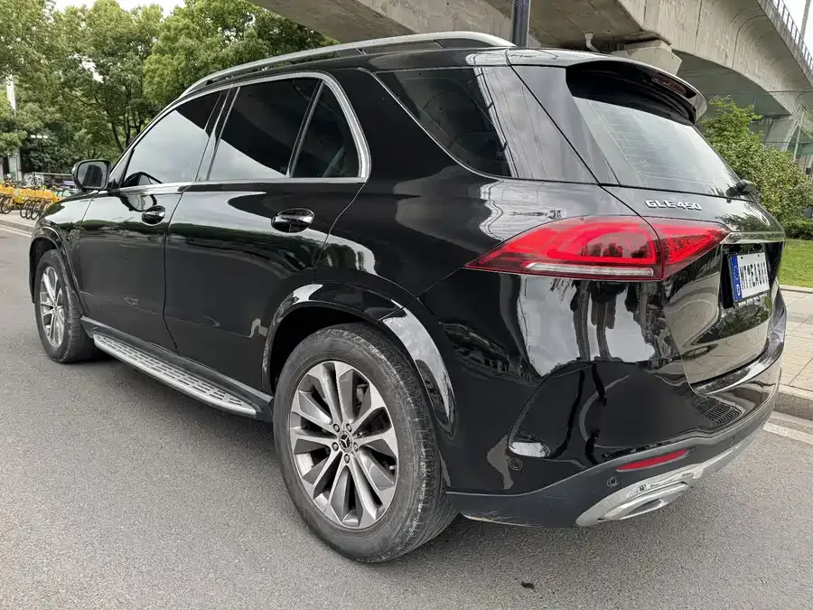 Mercedes-Benz GLE Mercedes-Benz GLE 2022 facelift GLE 350 4MATIC Fashion Edition 2022 — миниатюра 3