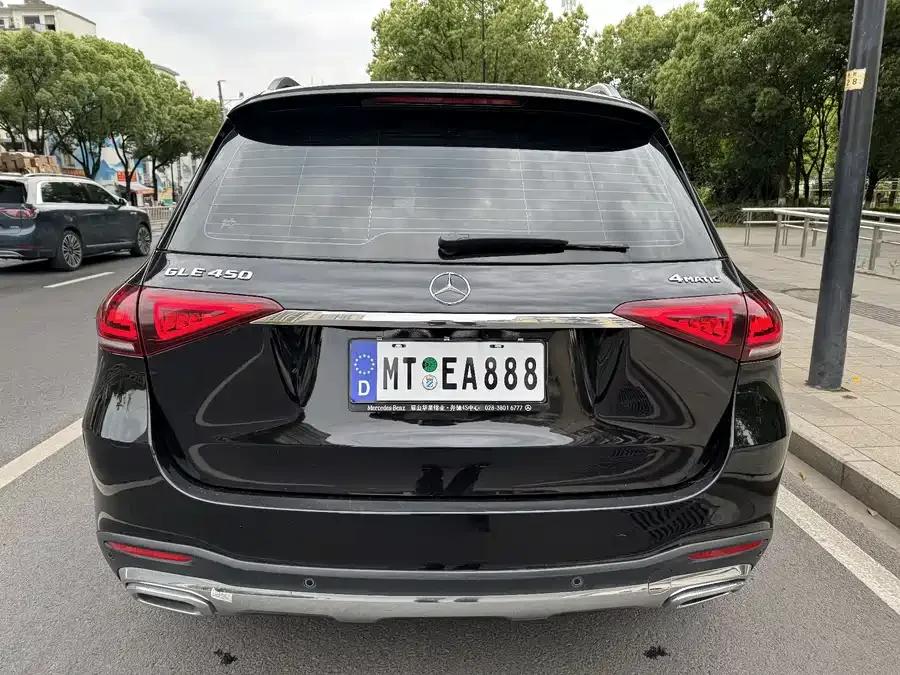 Mercedes-Benz GLE Mercedes-Benz GLE 2022 facelift GLE 350 4MATIC Fashion Edition 2022 — миниатюра 5