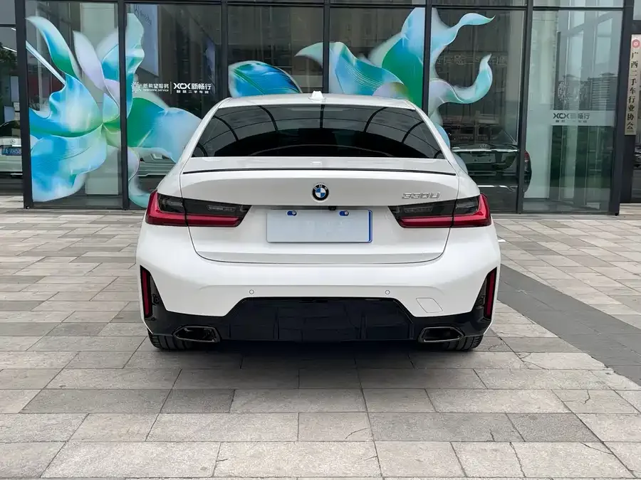 BMW 3 Series BMW 3 Series 2025 330Li Exclusive M Sport Night Edition 2025 — миниатюра 2