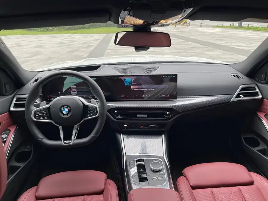 BMW 3 Series BMW 3 Series 2025 330Li Exclusive M Sport Night Edition 2025 — миниатюра 5