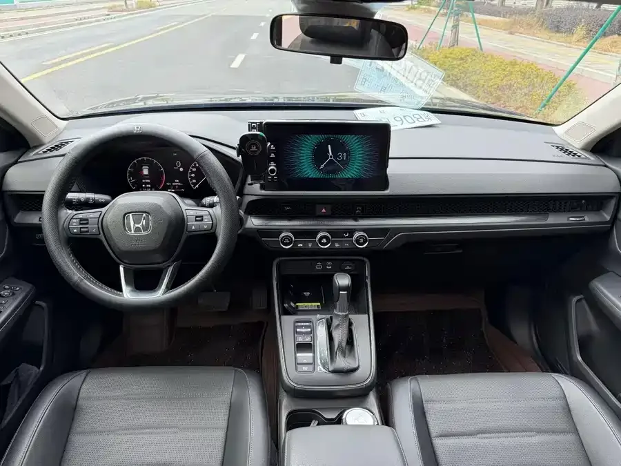 Honda CR-V 2023 240TURBO 2WD Front Edition 5 Seaters 2023 — миниатюра 4