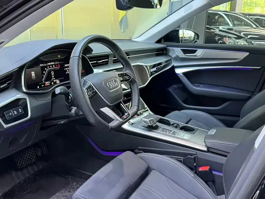 Audi A6 Audi A6 (Imported) 2024 Avant Avant 45 TFSI Selected Dynamic Edition 2024 — миниатюра 4