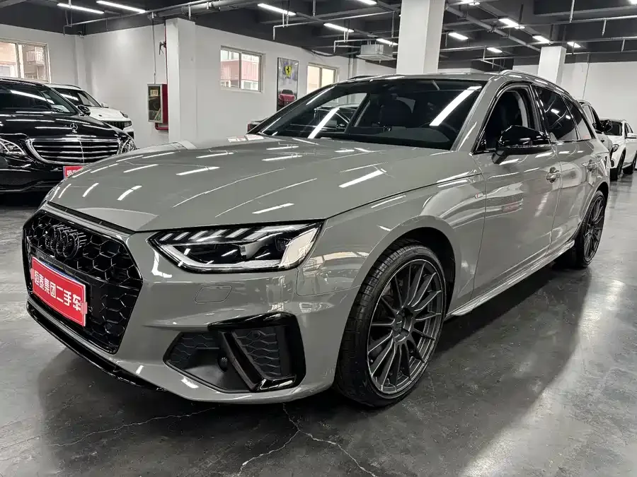 Audi A4 2022