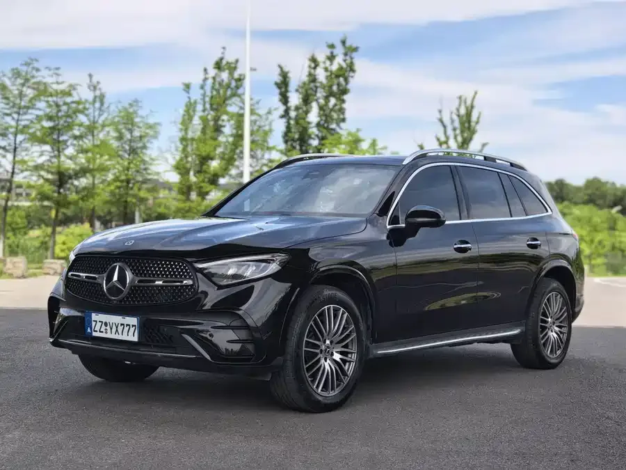Mercedes-Benz GLC-Class 2023