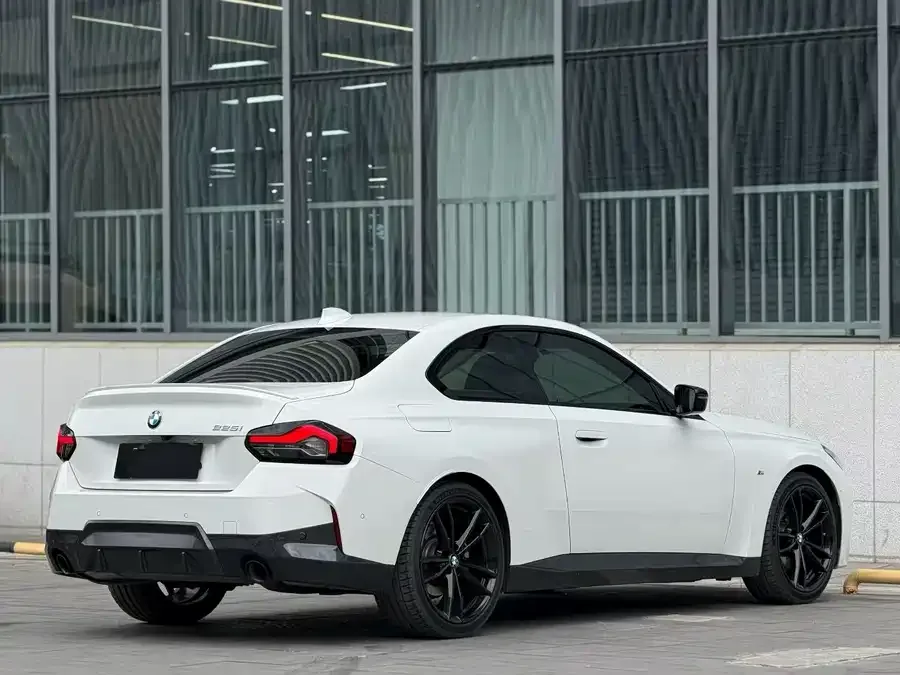 BMW 2 Series BMW 2 Series (Imported) 2022 225i M Sport Night Edition 2022 — миниатюра 5