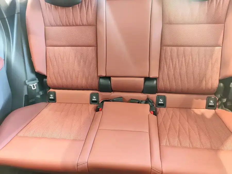 BMW X1 2026 sDrive25Li M Sport Package 2026 — миниатюра 3