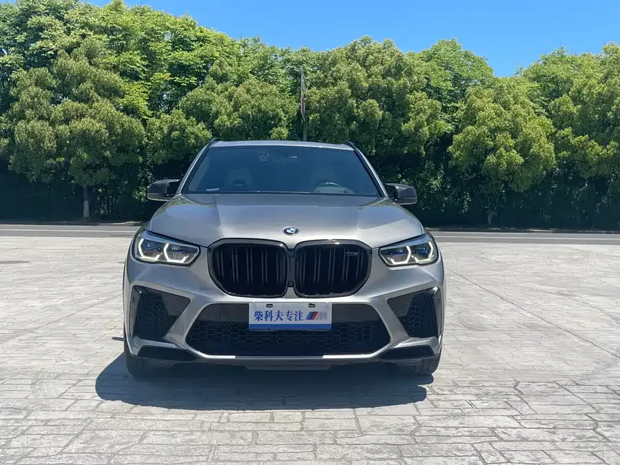 BMW X5M 2022