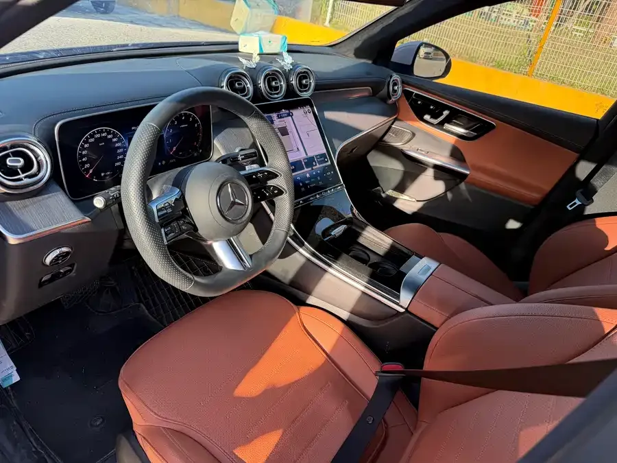 Mercedes-Benz GLC-Class Mercedes-Benz GLC 2024 GLC 260 L 4MATIC dynamic 5-seater 2024 — миниатюра 4