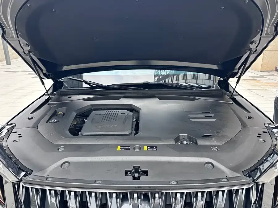 GAC Trumpchi GS8 Trumpchi GS8 2022 Dual Engine Series 2.0TM 2WD Premium Edition (7 Seaters) 2023 — миниатюра 5