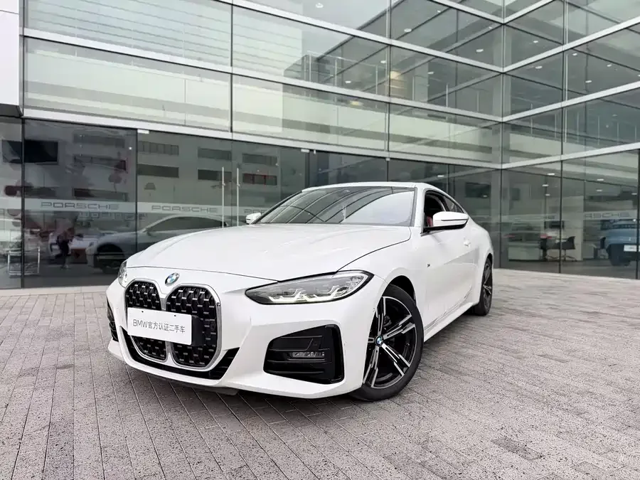 BMW 4 Series BMW 4 Series 2022 425i M Sport Package 2022 — фото 1, купить с доставкой в Москву