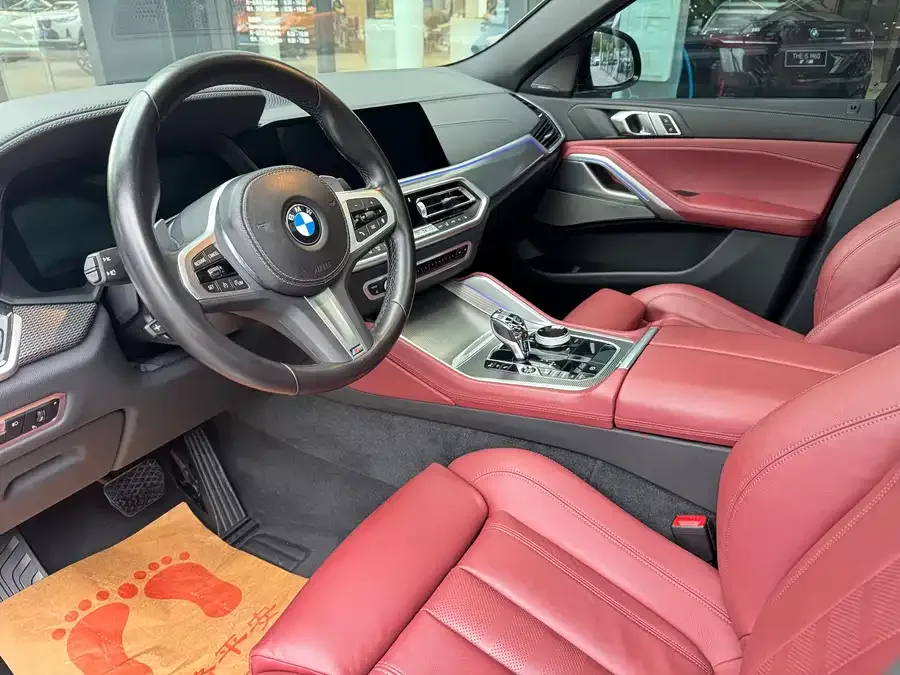 BMW X6 2022 facelift 2 xDrive40i M sports package 2022 — миниатюра 3