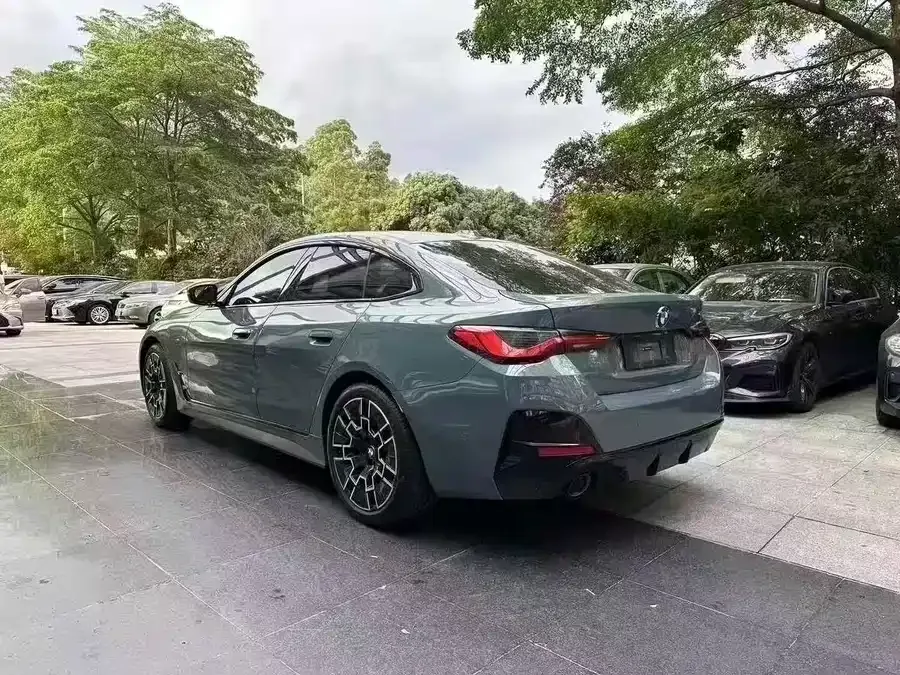 BMW 4 Series BMW 4 Series 2024 430i M Sport Night Edition 2025 — миниатюра 3