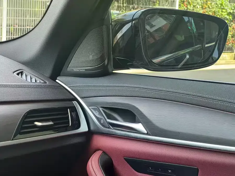 BMW 5 Series BMW 5 Series 2022 530Li Exclusive M Sport Package 2022 — миниатюра 5