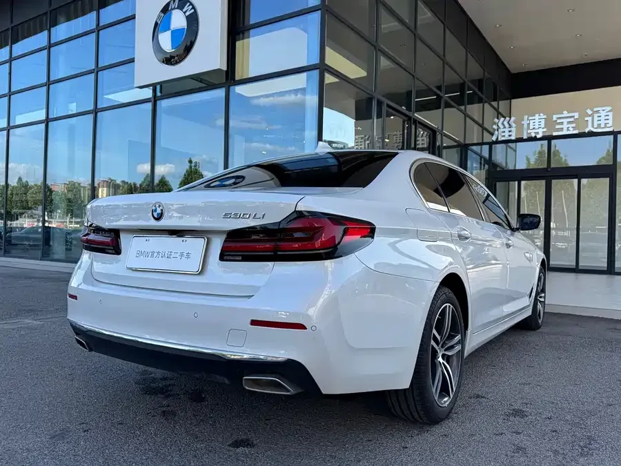 BMW 5 Series BMW 5 Series 2022 530Li Leading Luxury Package 2023 — миниатюра 4