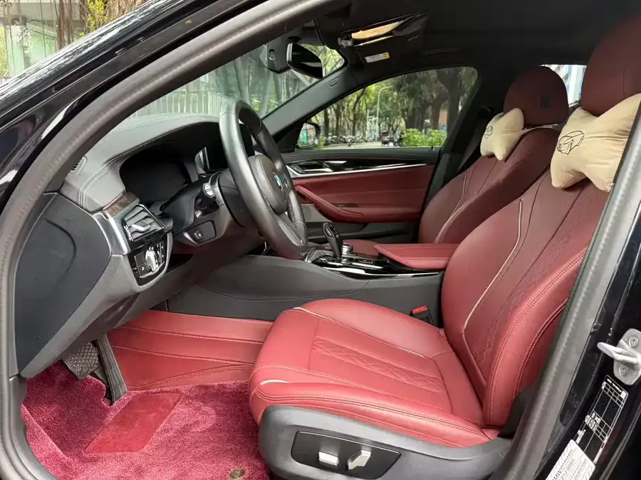 BMW 5 Series BMW 5 Series 2022 facelift 525Li M sports package 2023 — миниатюра 3