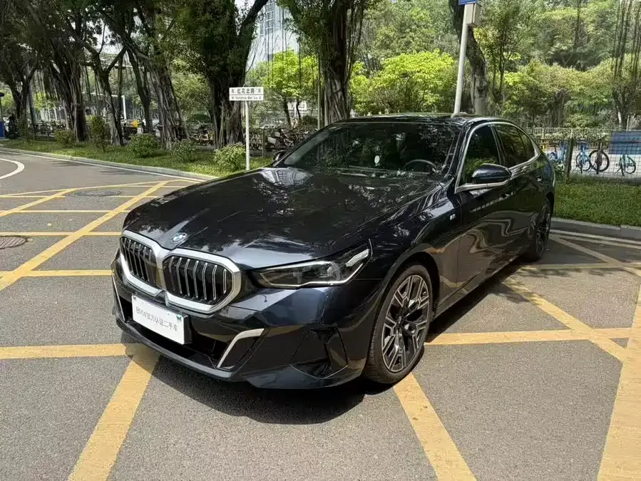 BMW 5 Series 2024