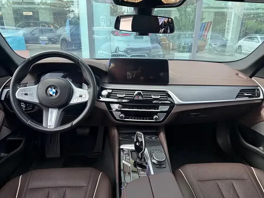 BMW 5 Series BMW 5 Series 2023 530Li Leading M Sport Package 2024 — миниатюра 2