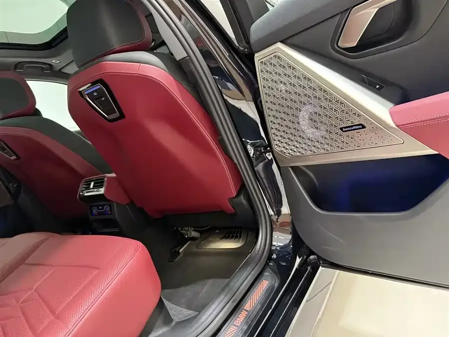 BMW 5 Series BMW 5 Series 2024 530Li Exclusive Luxury Package 2025 — миниатюра 4