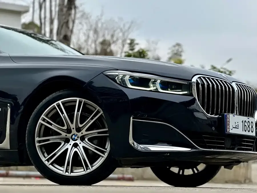 BMW 7 Series BMW 7 Series 2021 740Li xDrive Executive Luxury Package 2025 — миниатюра 3