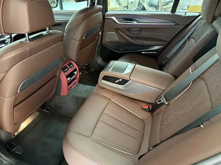 BMW 5 Series BMW 5 Series 2022 Model 2 530Li Exclusive M Sport Package 2022 — миниатюра 4