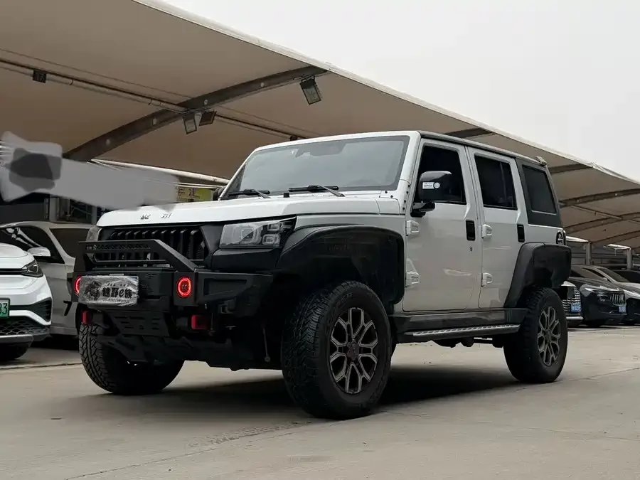 BAIC BJ40 2023