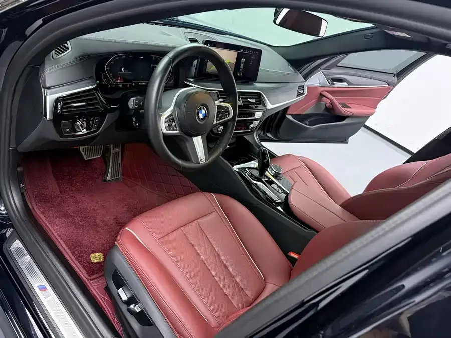 BMW 5 Series BMW 5 Series 2022 530Li Leading M Sport Package 2022 — миниатюра 3