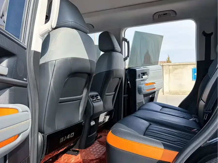 BAIC BJ40 Beijing Off-road BJ40 2024 2.0T New City Hunter Edition Knight Type 2024 — миниатюра 5