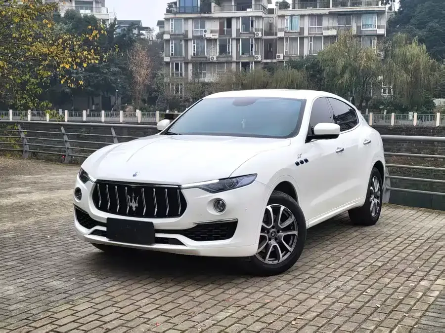 Maserati Levante 2022