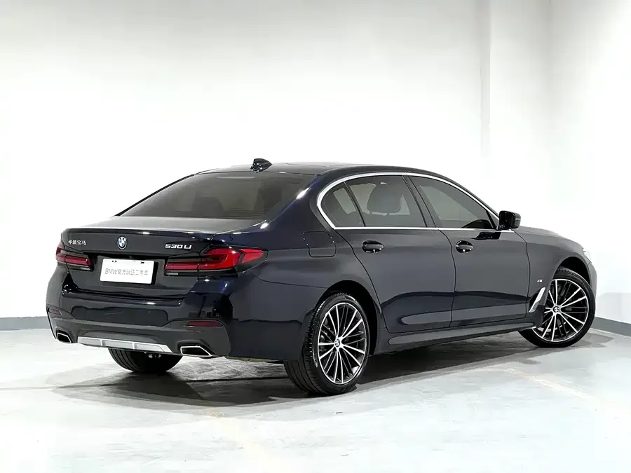 BMW 5 Series BMW 5 Series 2023 530Li Leading M Sport Package 2023 — миниатюра 3
