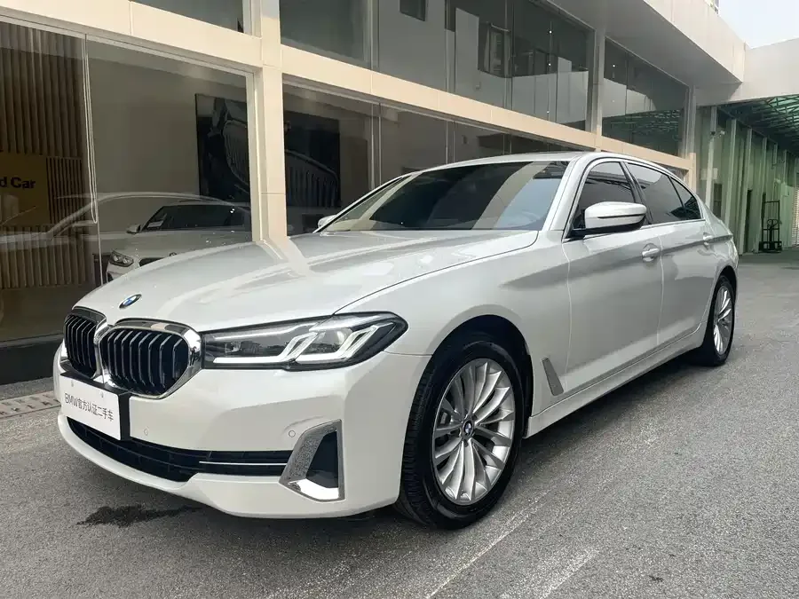 BMW 5 Series 2022