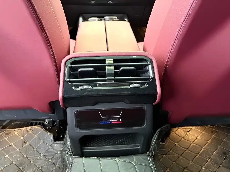 BMW 5 Series BMW 5 Series 2025 530Li Leading M Sport Package 2025 — миниатюра 5