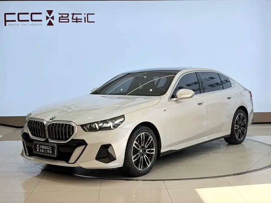 BMW 5 Series 2025