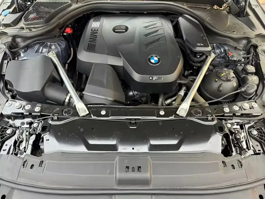 BMW 5 Series BMW 5 Series 2024 530Li Exclusive M Sports Package 2024 — миниатюра 5