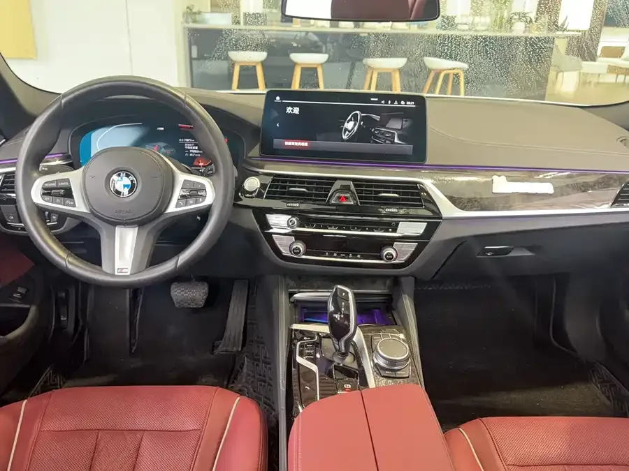BMW 5 Series BMW 5 Series 2022 facelift 525Li M sports package 2022 — миниатюра 3