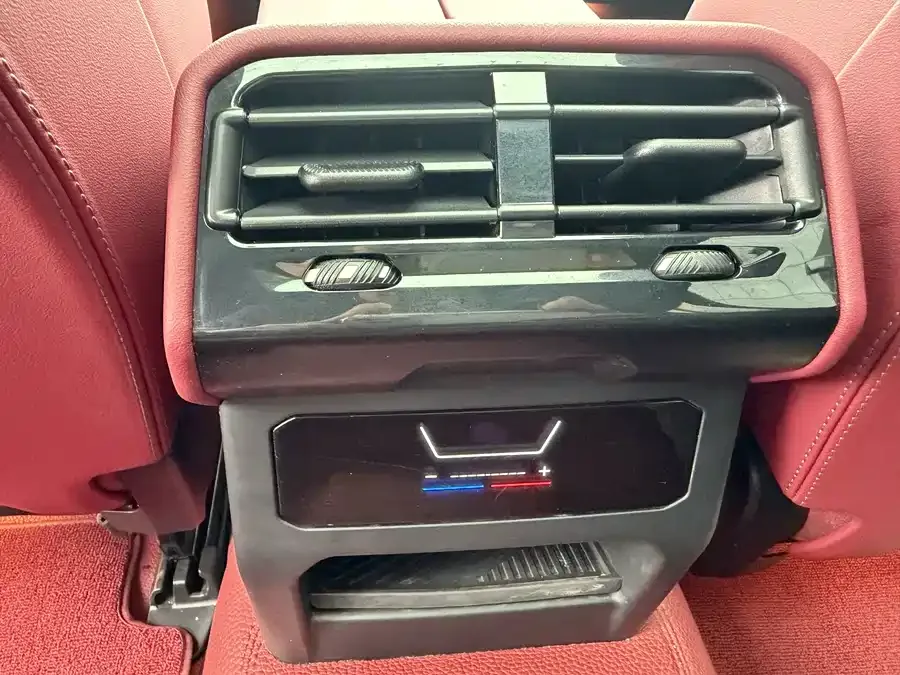 BMW 5 Series BMW 5 Series 2024 530Li Leading M Sports Package 2025 — миниатюра 5