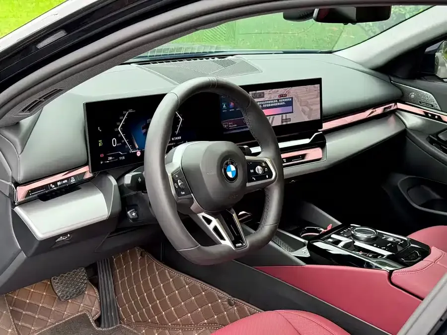 BMW 5 Series BMW 5 Series 2025 530Li Leading M Sport Package 2025 — миниатюра 4