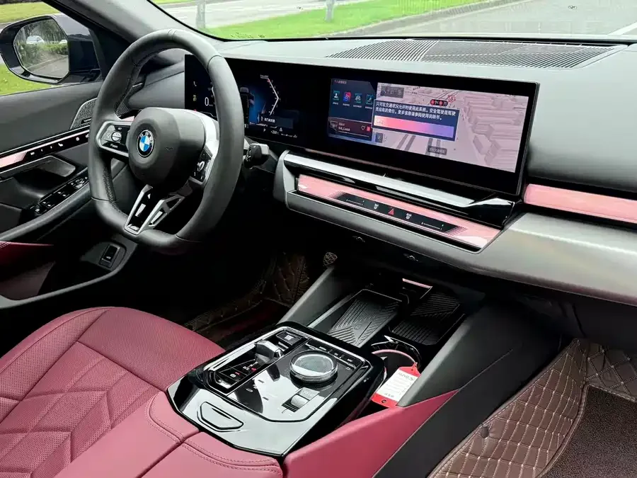 BMW 5 Series BMW 5 Series 2025 530Li Leading M Sport Package 2025 — миниатюра 5