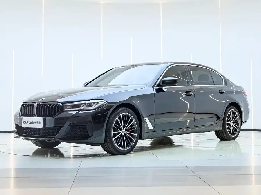 BMW 5 Series BMW 5 Series 2022 facelift 530Li Leading M Sport Package 2023 — фото 1, купить с доставкой в Москву
