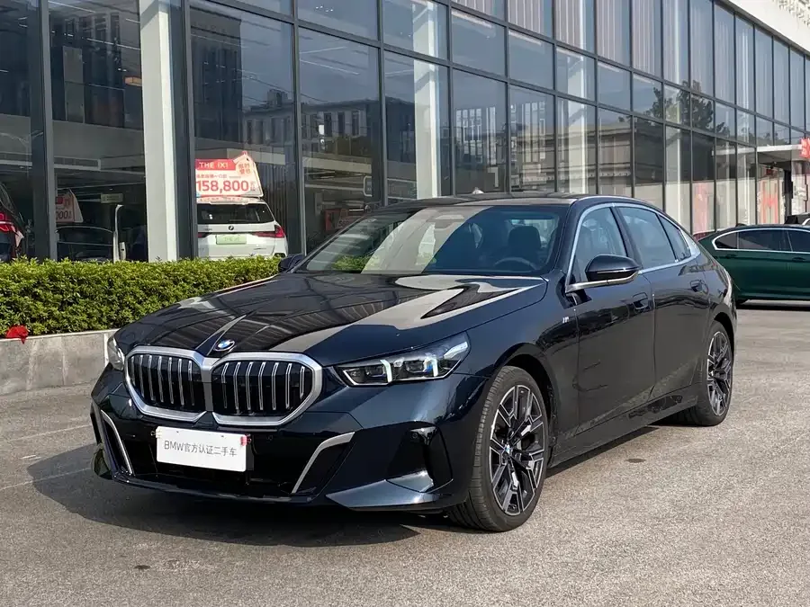 BMW 5 Series 2025