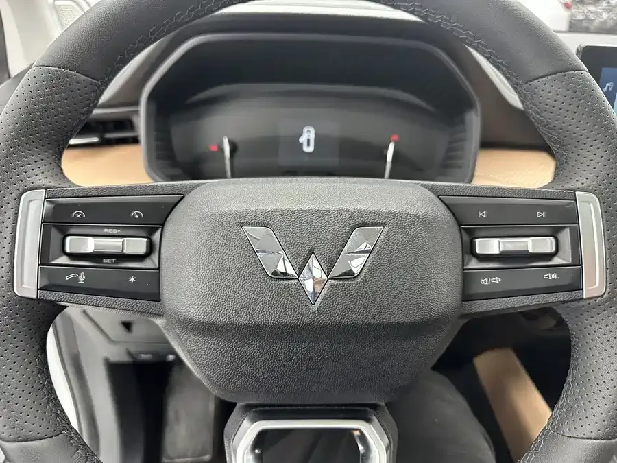 Wuling Jiachen Wuling Jiachen 2022 1.5T CVT exclusive flagship model 2023 — миниатюра 4