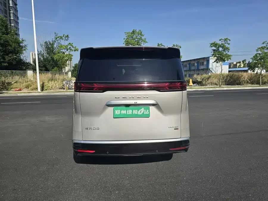 BYD D9 BYD D9 2025 DM-i Intelligent Driving Edition 1020 4WD Premium Edition 2025 — миниатюра 5