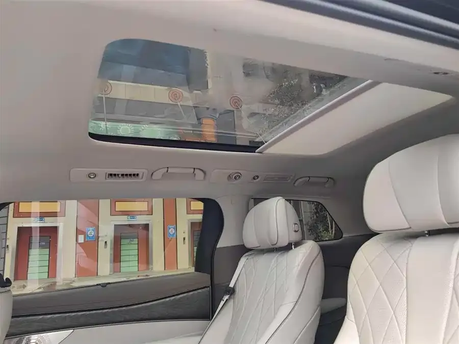 BYD D9 DENZA D9 2022 DM-i 1040 Premium Edition 2023 — миниатюра 3