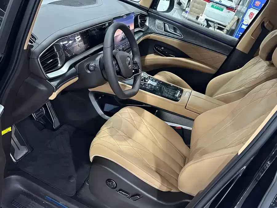 BYD D9 BYD D9 2025 DM-i Intelligent Driving Edition 1020 4WD Premium Edition 2026 — миниатюра 3